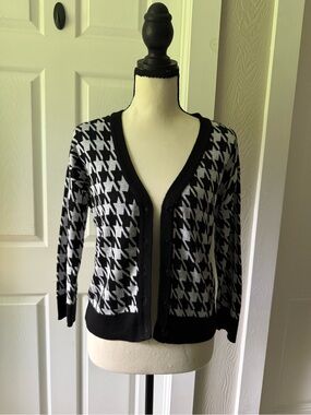 Confess Black and White Marled Knit Top with Pink Tag